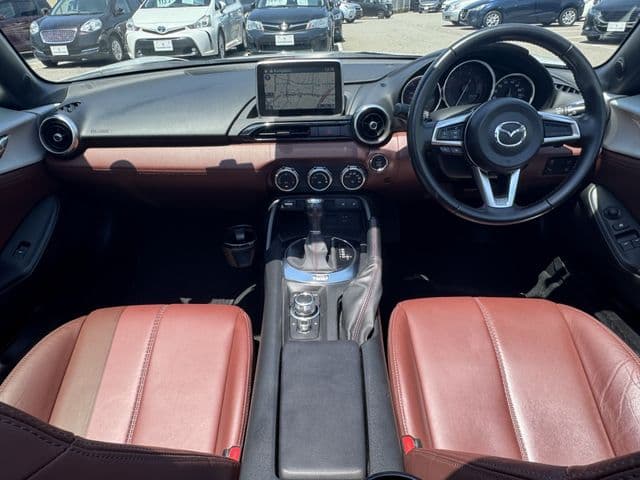 Car thumbnail 2