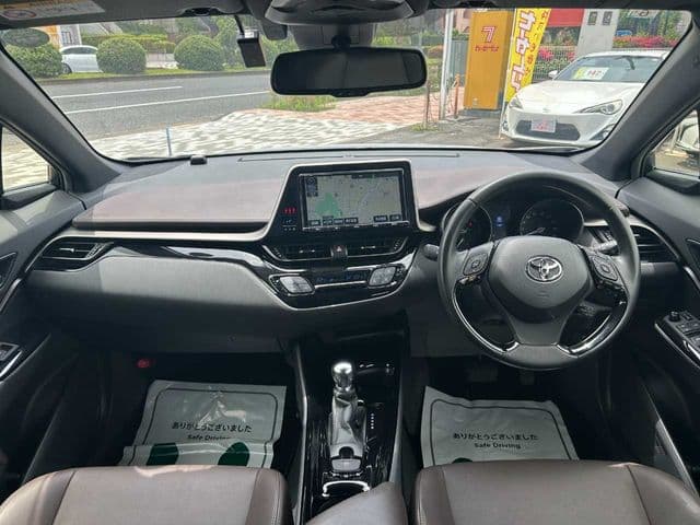 Car thumbnail 3