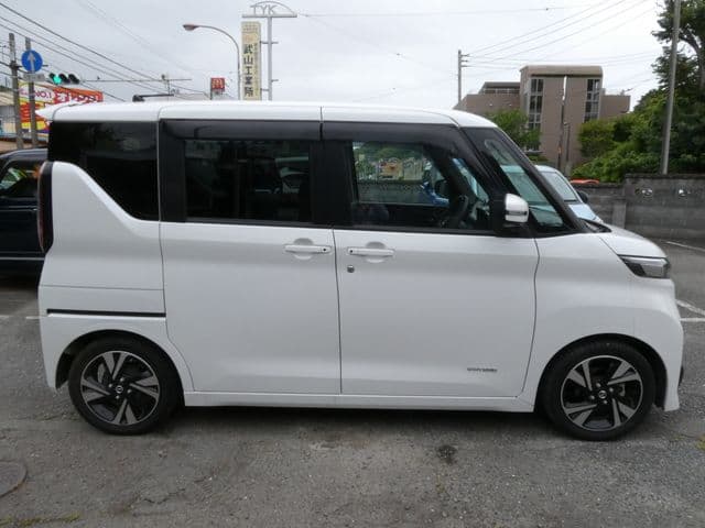 Car thumbnail 4