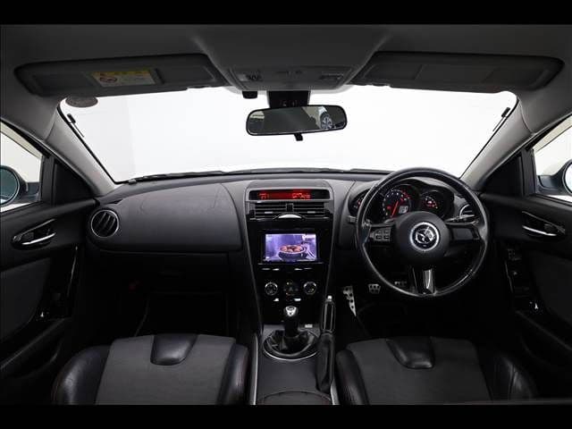 Car thumbnail 3
