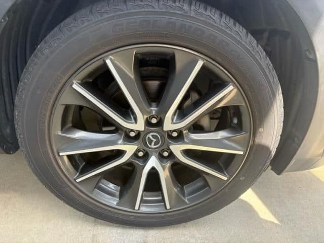 Car thumbnail 4