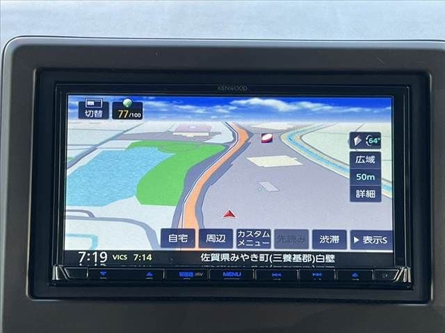 Car thumbnail 3