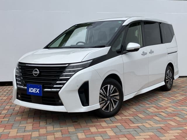 NISSAN