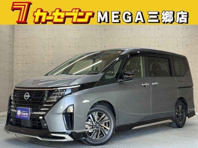NISSAN