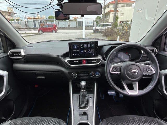 Car thumbnail 2