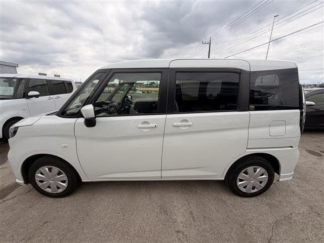 Car thumbnail 4