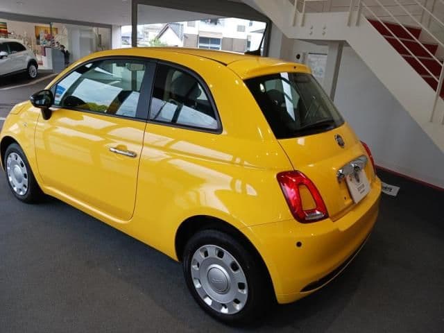 Car thumbnail 2