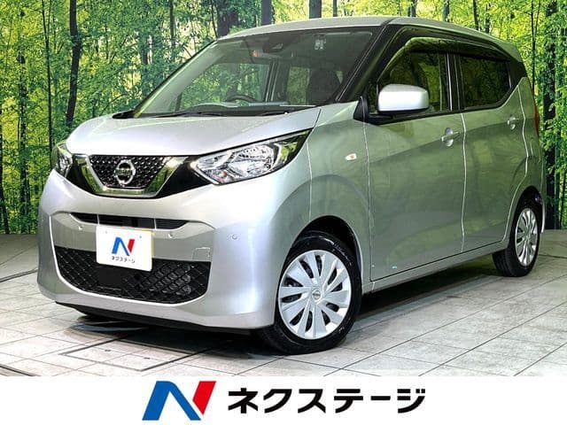NISSAN