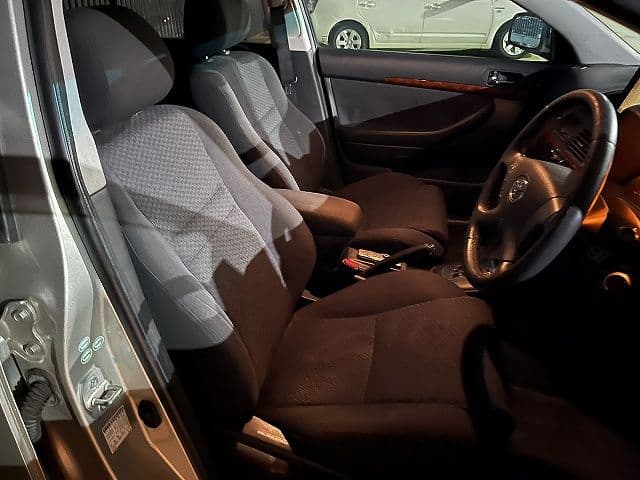 Car thumbnail 4