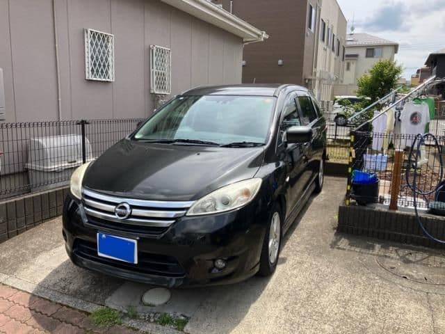 NISSAN