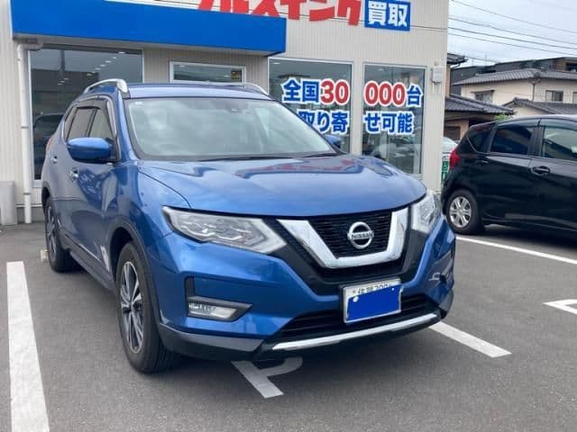 NISSAN