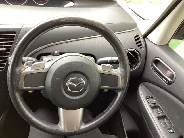 Car thumbnail 4