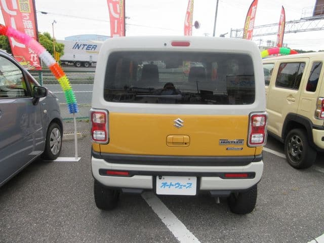 Car thumbnail 4
