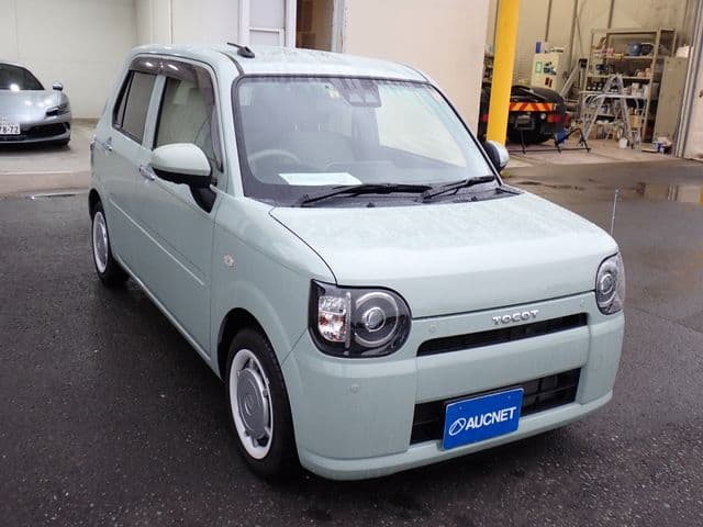Car thumbnail 4