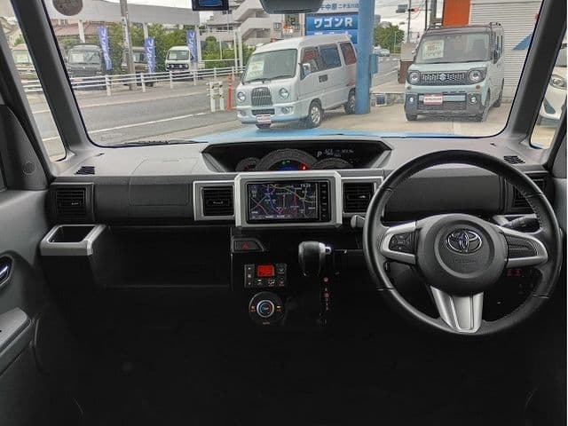Car thumbnail 3