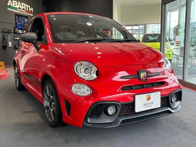 Car image 1