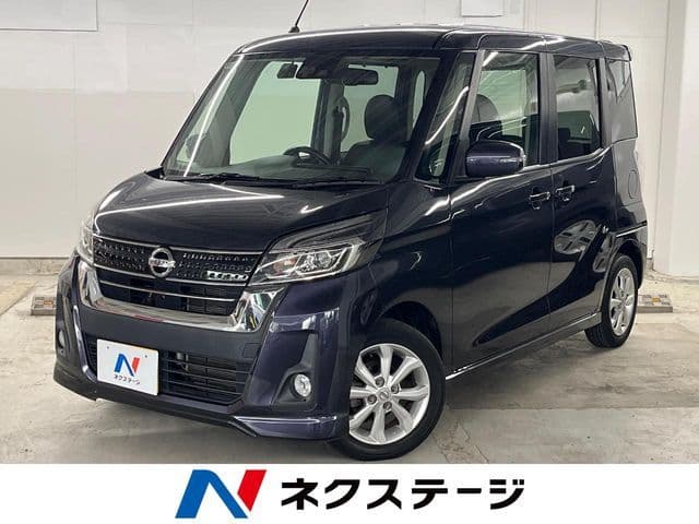 NISSAN