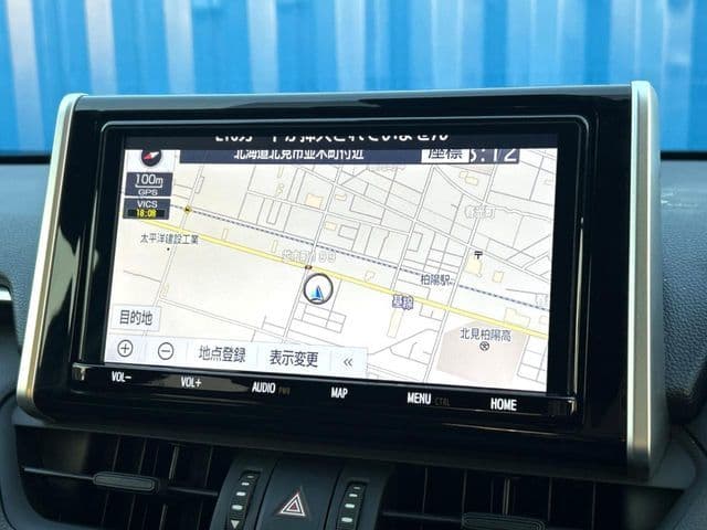 Car thumbnail 4