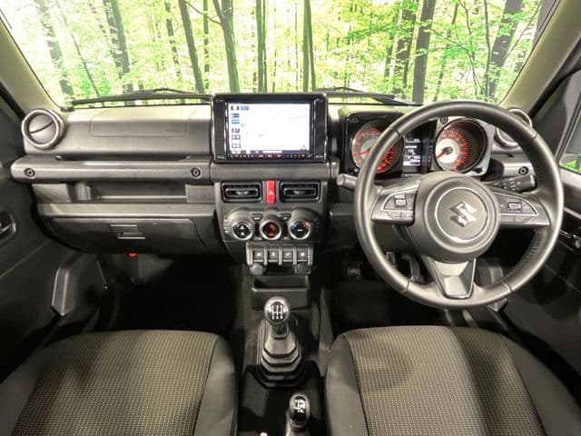 Car thumbnail 3