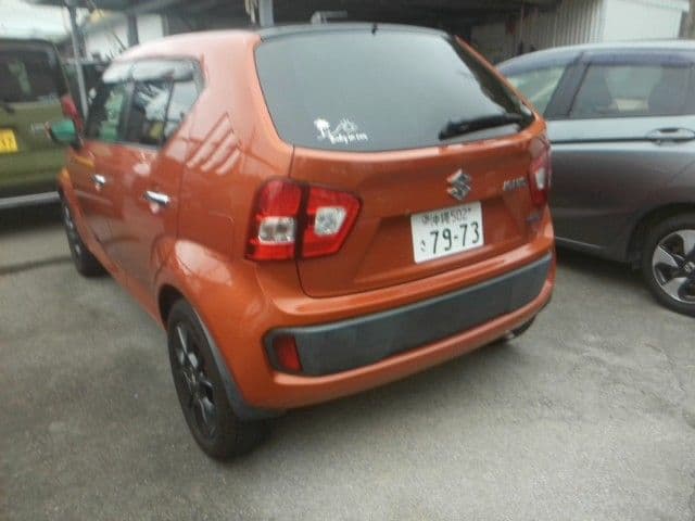 Car thumbnail 3