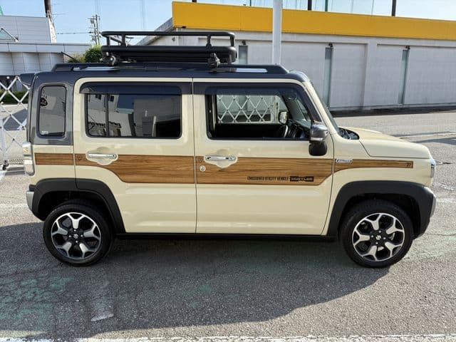 Car thumbnail 4