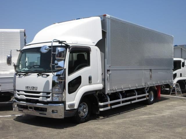 ISUZU
