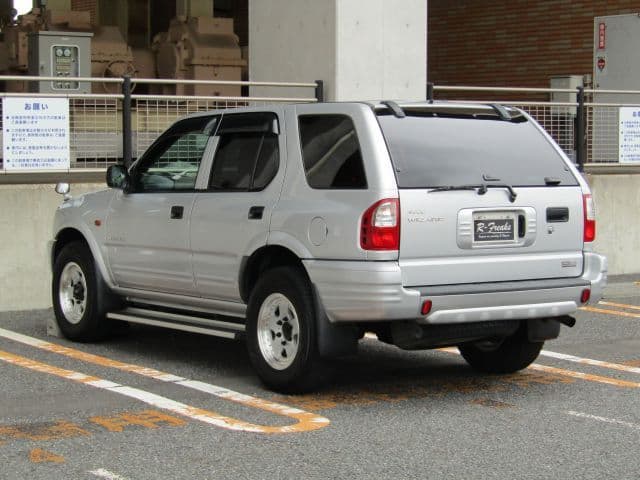 Car thumbnail 2