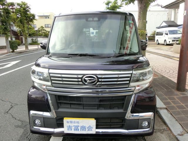 Car thumbnail 3