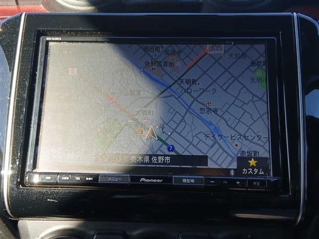 Car thumbnail 3