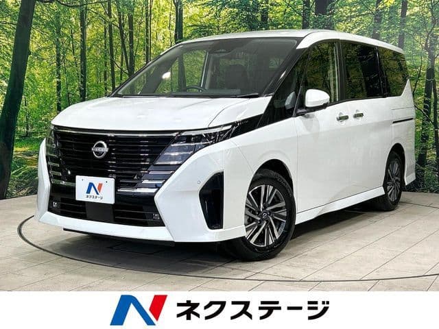 NISSAN