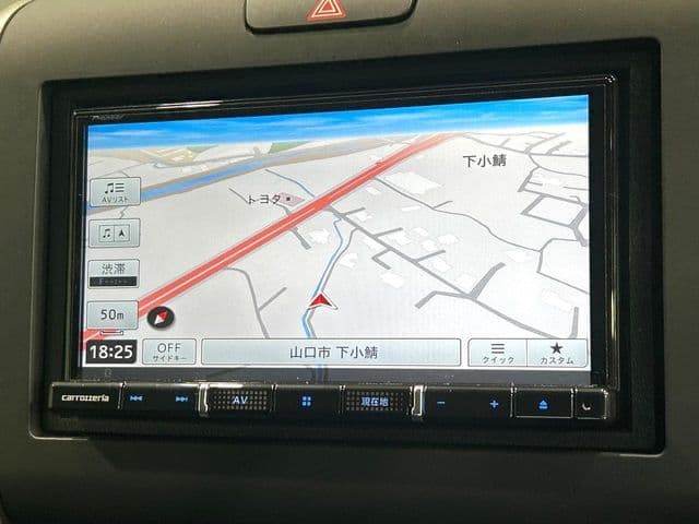 Car thumbnail 3