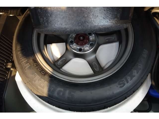 Car thumbnail 3