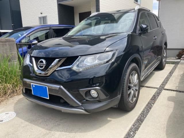 NISSAN