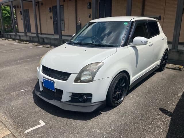 SUZUKI