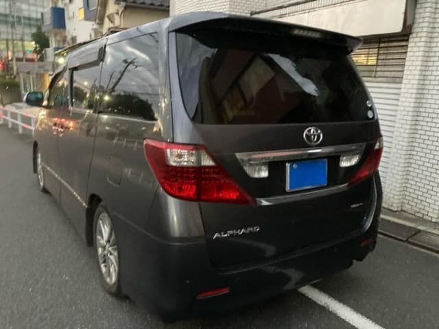 Car thumbnail 4