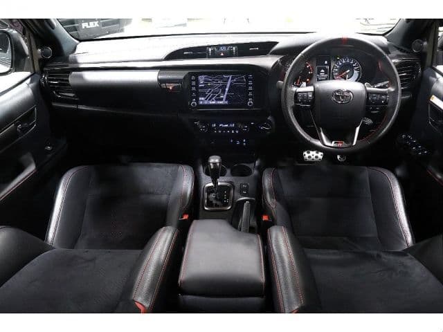 Car thumbnail 4