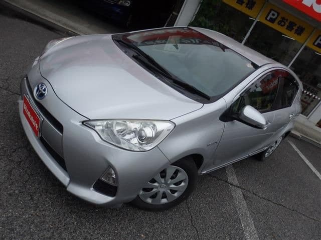 Car thumbnail 4