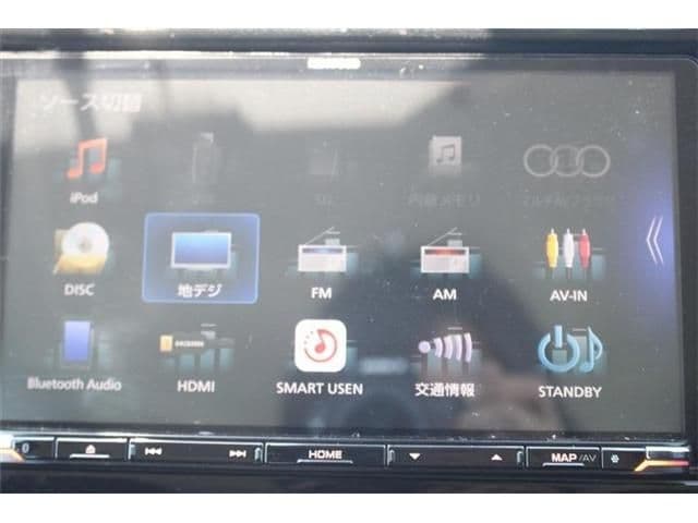 Car thumbnail 3