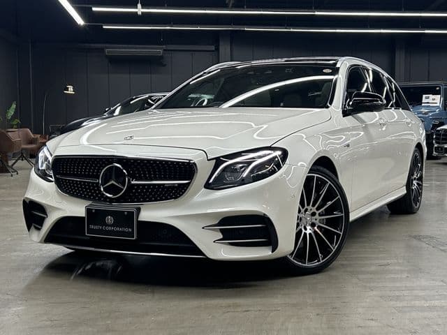 MERCEDES BENZ