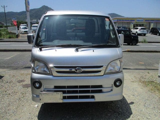 DAIHATSU