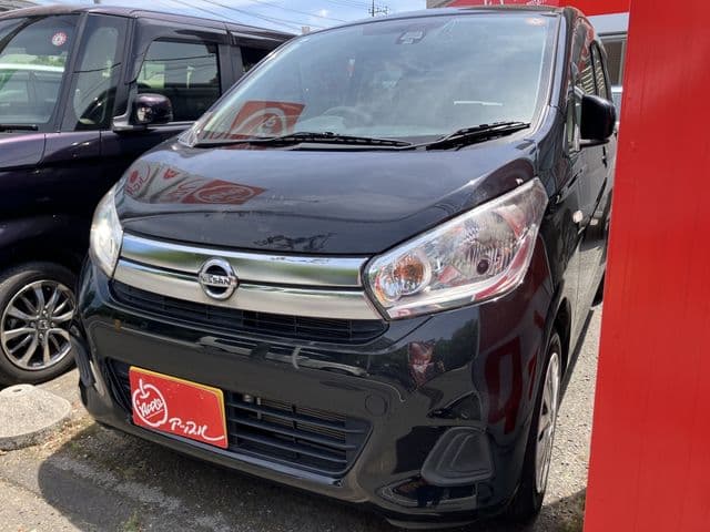 NISSAN