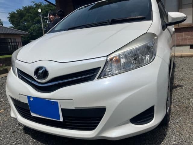 Car image 1
