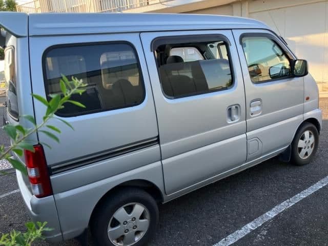 Car thumbnail 3