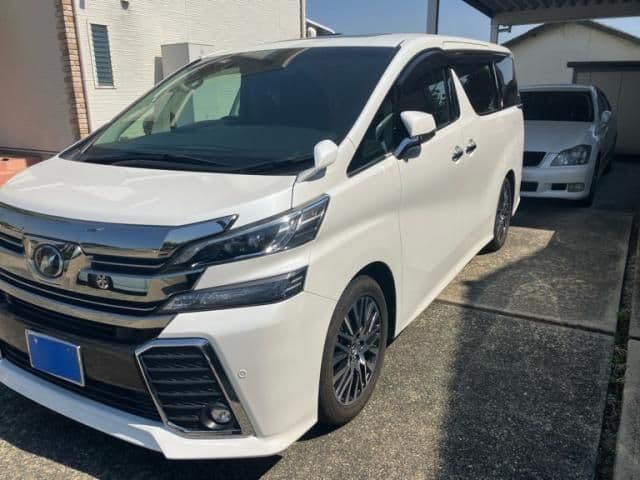 Car thumbnail 3