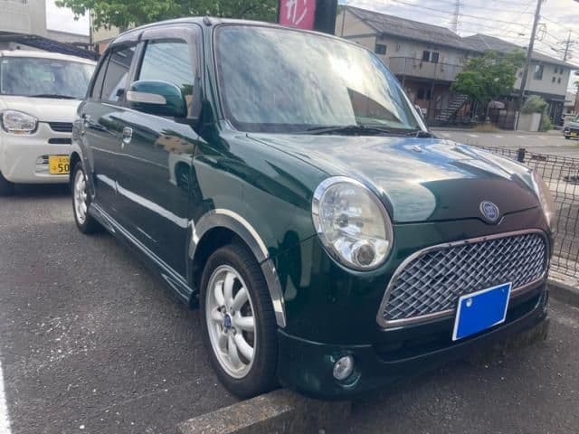 Car image 1