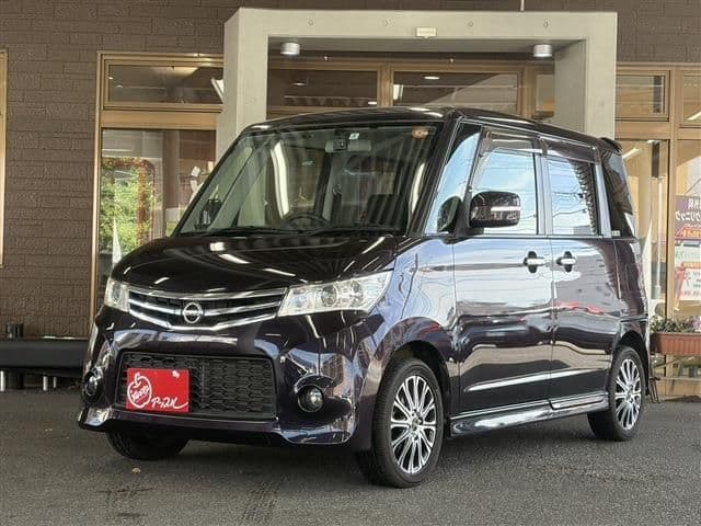 NISSAN
