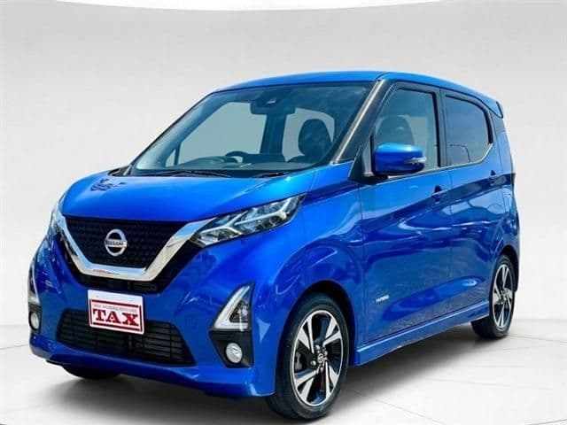 NISSAN