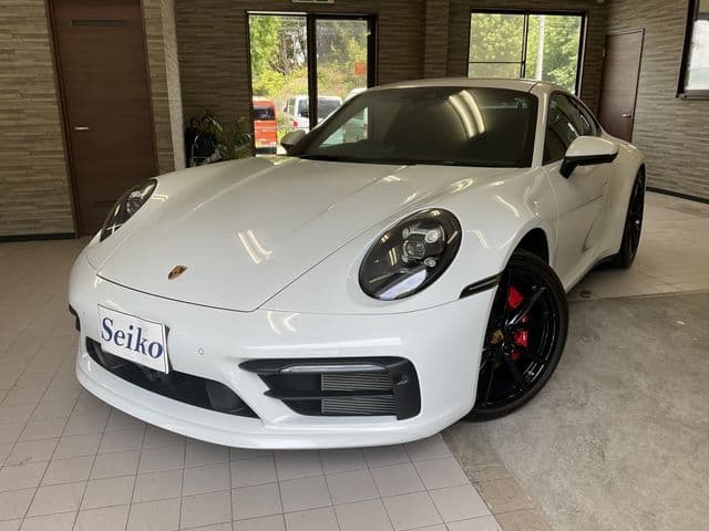 PORSCHE