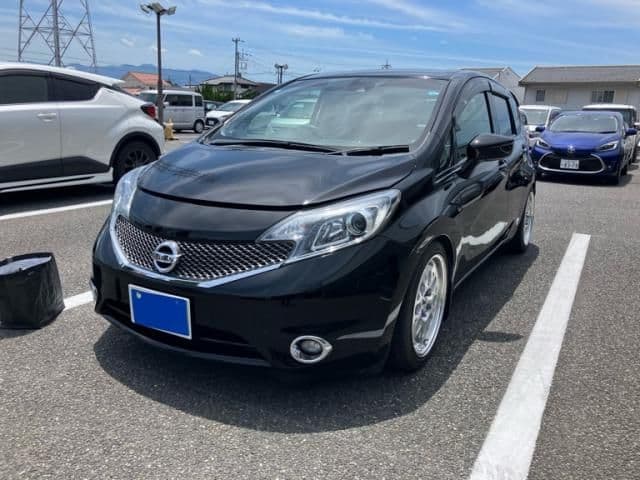 Car image 1