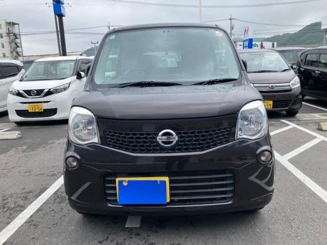 NISSAN